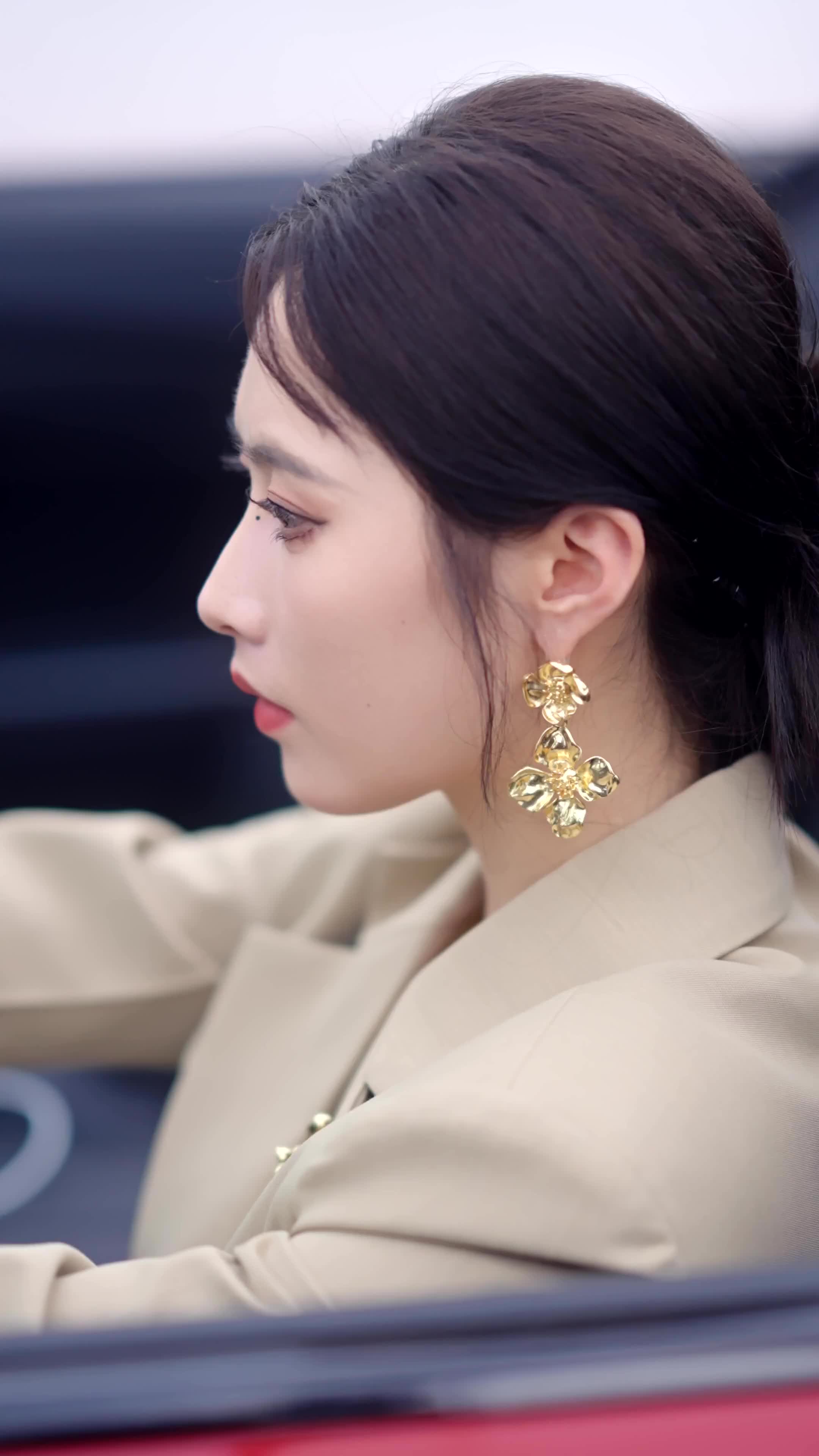 الحلقة 30 - الزوج الصغير العاشق يحبني بجنون